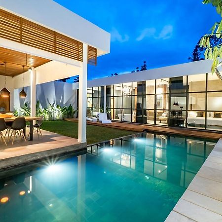 Rouge - Loft Dimanisa Villa อูบุด ภายนอก รูปภาพ